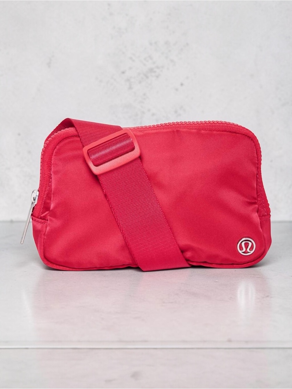 Lululemon Everywhere Belt Bag 1L Fuchsia Pink NWT Crossbody Waist Pack Festival